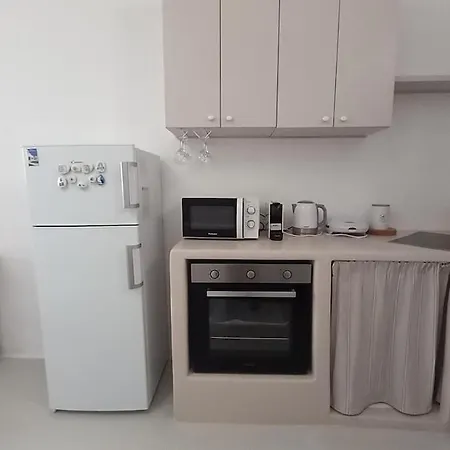 Charming Maison With Terrace, Parikia Center