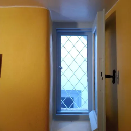 Charming Maison With Terrace, Parikia Center פארוס