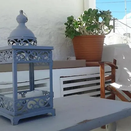 Charming Maison With Terrace, Parikia Center פארוס