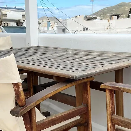 Charming Maison With Terrace, Parikia Center