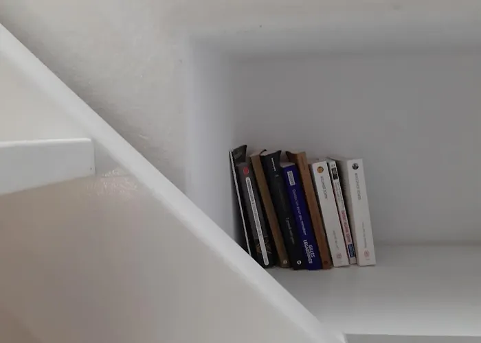 Vakantiehuis Charming Maison With Terrace, Parikia Center