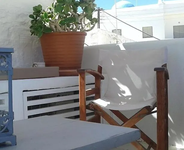 Charming Maison With Terrace, Parikia Center *