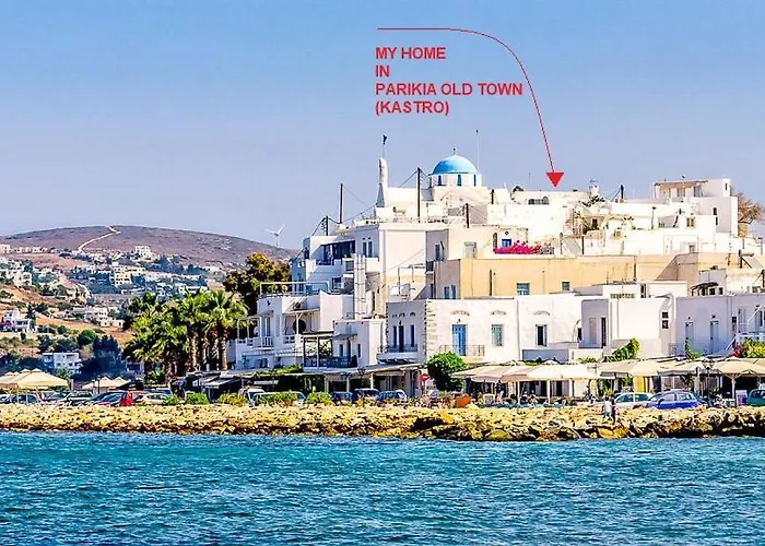 בית נופש Charming Maison With Terrace, Parikia Center